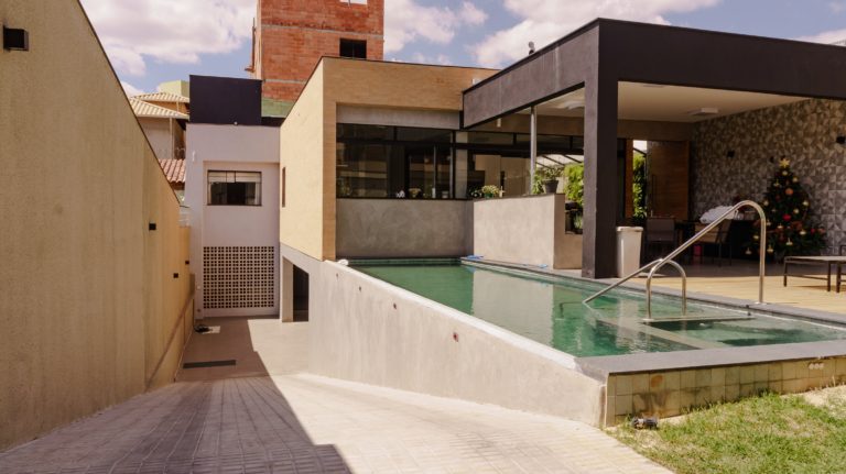 modern mansion with pool concrete